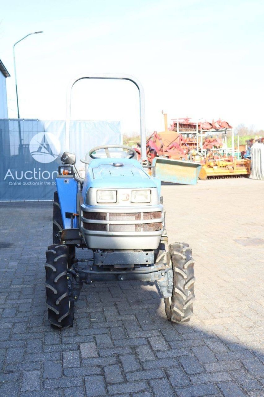 Traktor of the type Iseki TM17, Gebrauchtmaschine in Antwerpen (Picture 9)