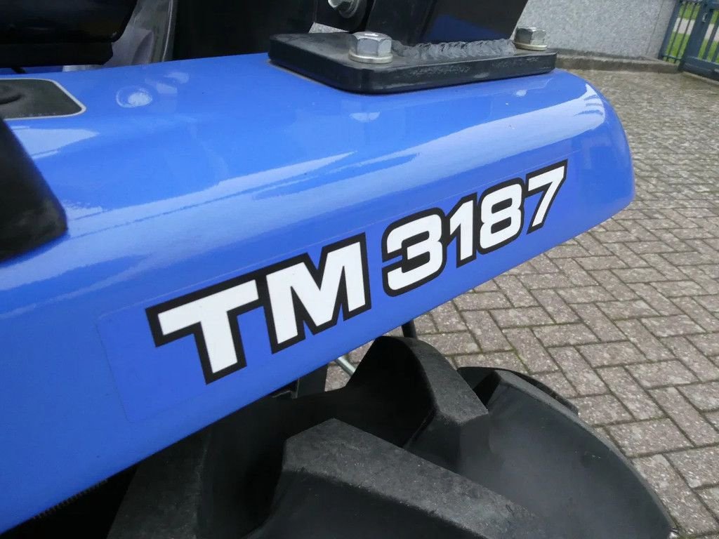 Traktor des Typs Iseki TM3187 4wd / 00111 Draaiuren / Voorlader, Gebrauchtmaschine in Swifterband (Bild 10)