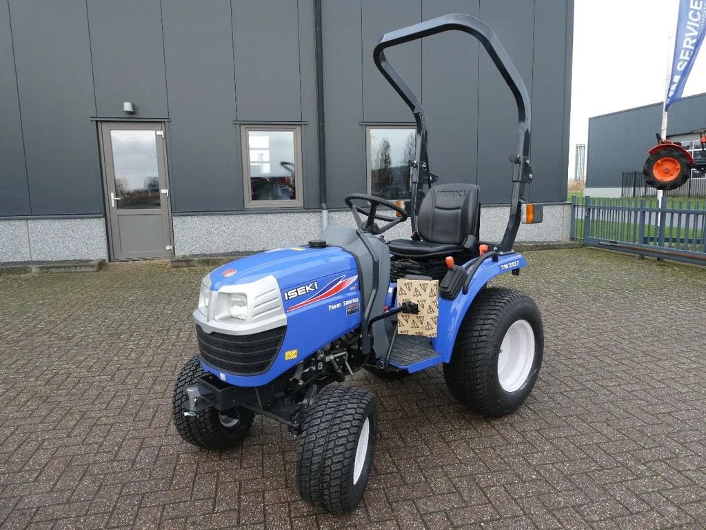 Traktor des Typs Iseki TM3187 4wd / 00129 Draaiuren / Extra Brede Gazonbanden, Gebrauchtmaschine in Swifterband (Bild 3)