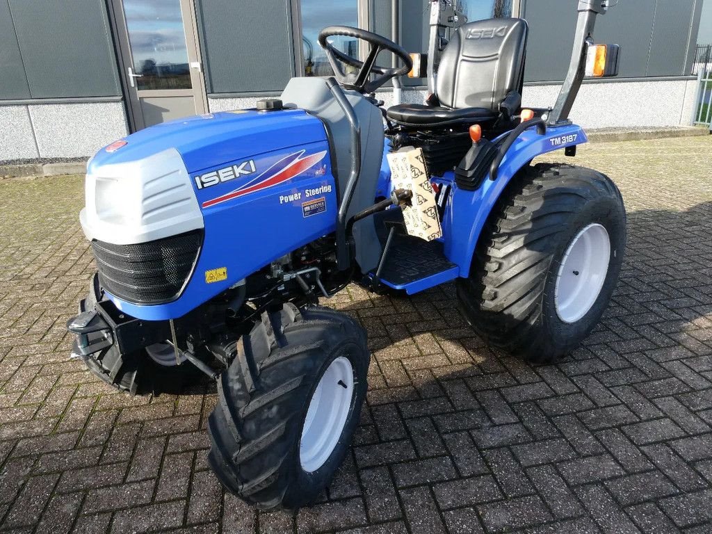 Traktor des Typs Iseki TM3187 4wd / 0075 Draaiuren / Special Edition, Gebrauchtmaschine in Swifterband (Bild 3)