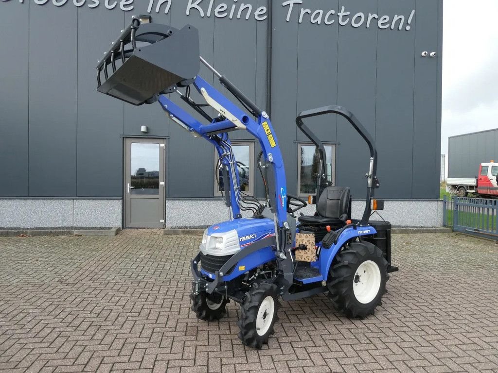 Traktor van het type Iseki TM3187 4wd / 0123 Draaiuren / Voorlader + Contragewicht, Gebrauchtmaschine in Swifterband (Foto 9)
