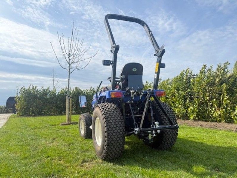 Traktor van het type Iseki TM3217, Gebrauchtmaschine in Klaaswaal (Foto 3)