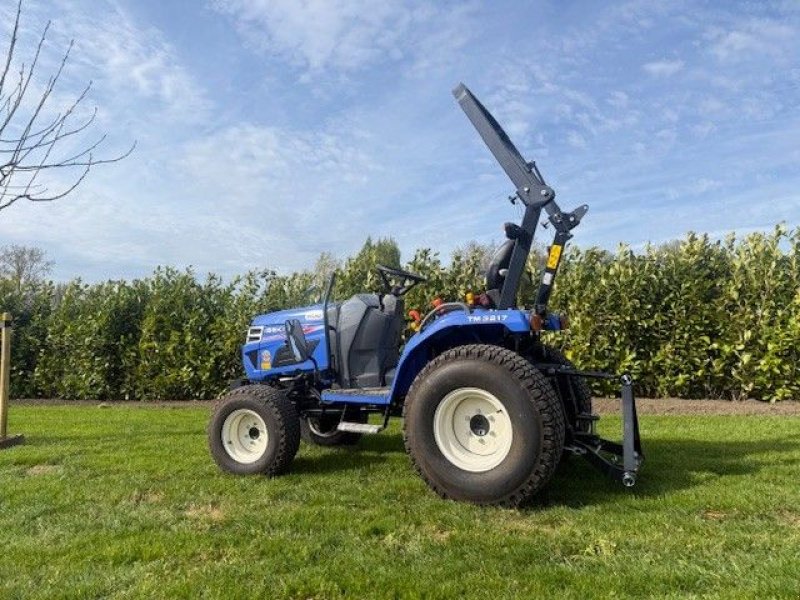 Traktor van het type Iseki TM3217, Gebrauchtmaschine in Klaaswaal (Foto 2)