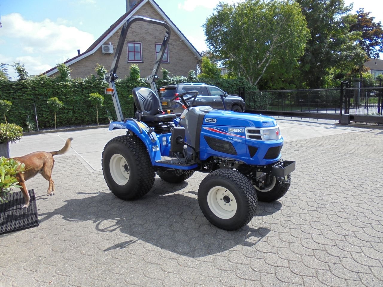 Traktor des Typs Iseki TM3217, Neumaschine in Hedel (Bild 2)