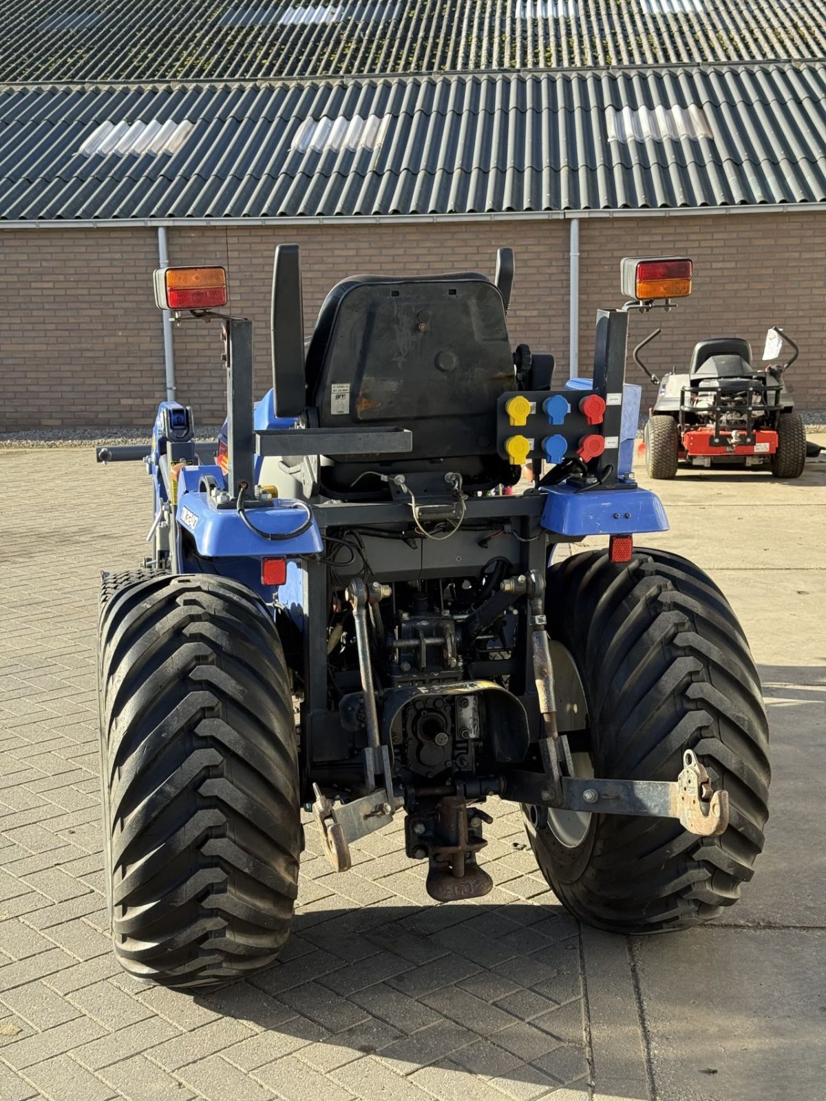 Traktor del tipo Iseki Tm3240, Gebrauchtmaschine In Wadenoijen (Immagine 4)