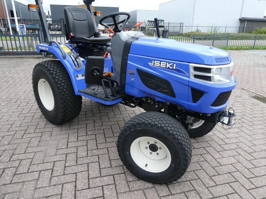 Traktor типа Iseki TM3267E 4wd / 0001 Draaiuren / Actieprijs, Gebrauchtmaschine в Swifterband (Фотография 2)