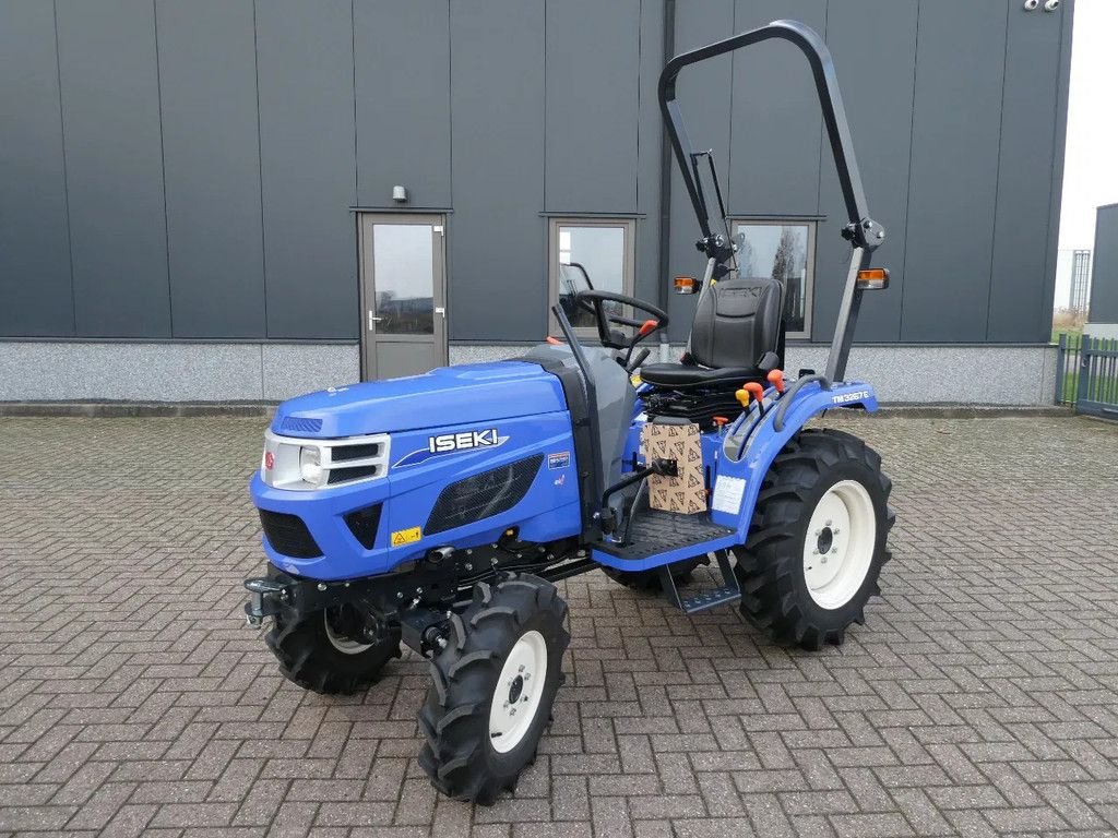 Traktor of the type Iseki TM3267E 4wd / 0024 Draaiuren / Actieprijs, Gebrauchtmaschine in Swifterband (Picture 3)