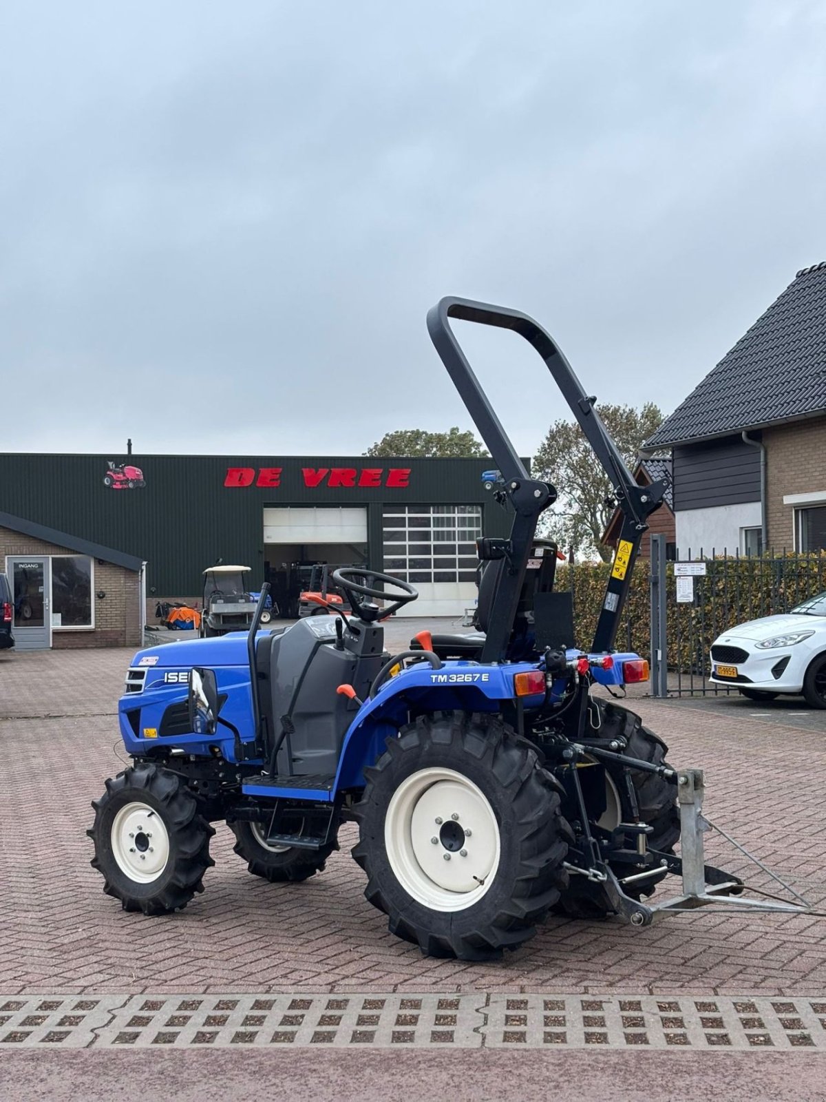 Traktor of the type Iseki Tm3267e, Gebrauchtmaschine in Wadenoijen (Picture 4)