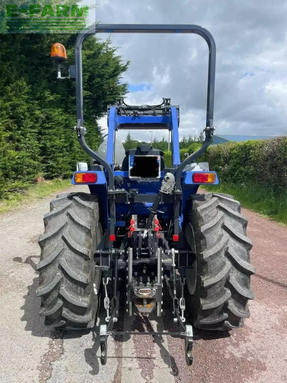 Traktor des Typs Iseki tracteur agricole tg6687 iseki, Gebrauchtmaschine in ST CLAIR SUR ELLE (Bild 10)
