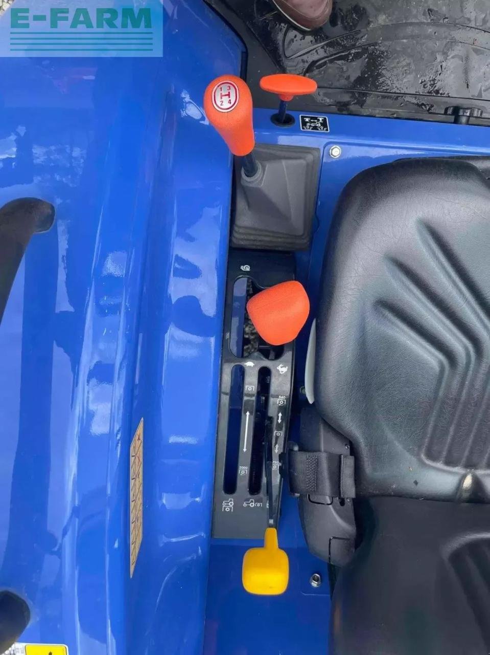 Traktor du type Iseki tracteur agricole tg6687 iseki, Gebrauchtmaschine en ST CLAIR SUR ELLE (Photo 11)