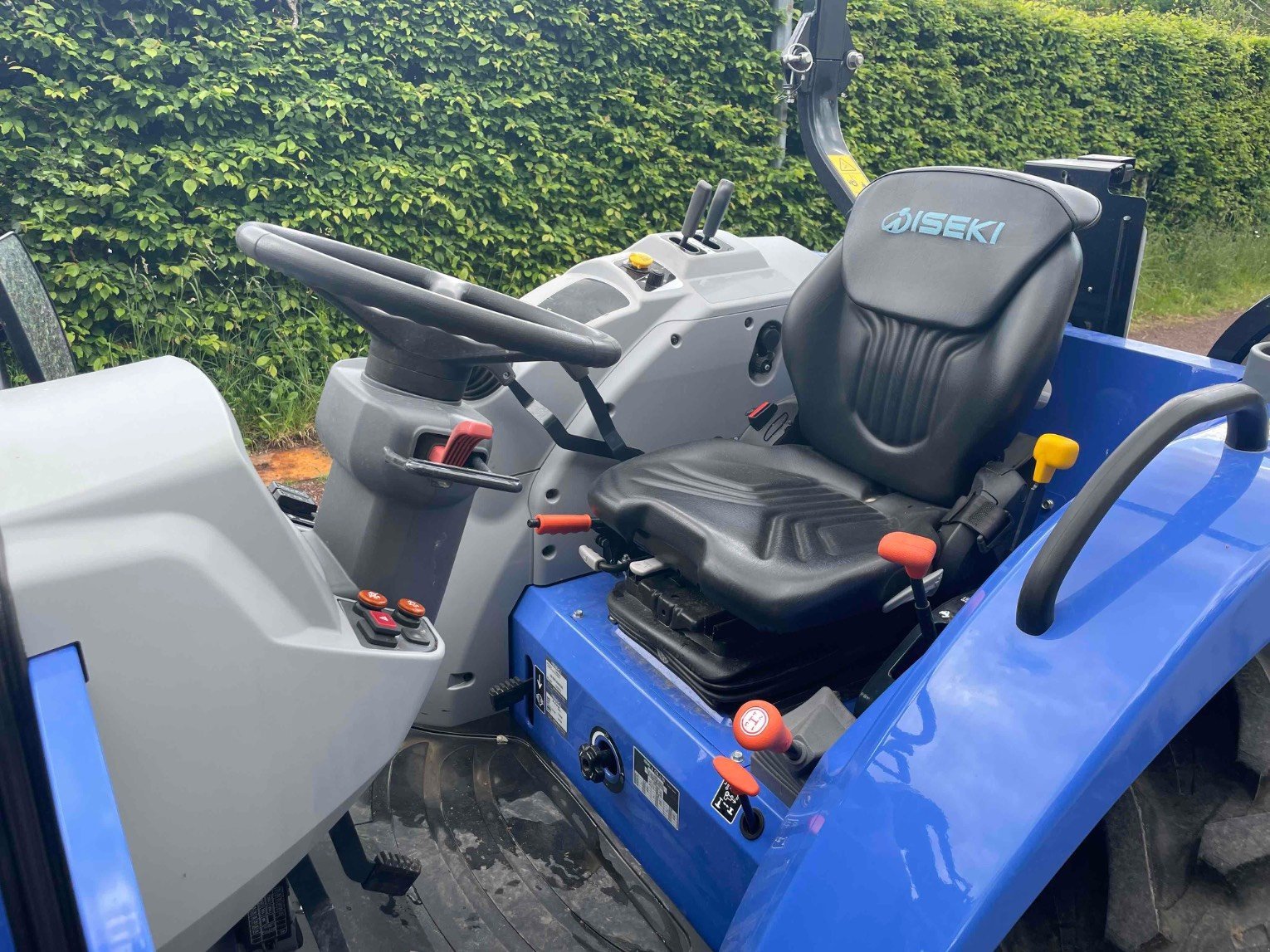 Traktor del tipo Iseki Tracteur agricole TG6687 Iseki, Gebrauchtmaschine en SAINT CLAIR SUR ELLE (Imagen 7)