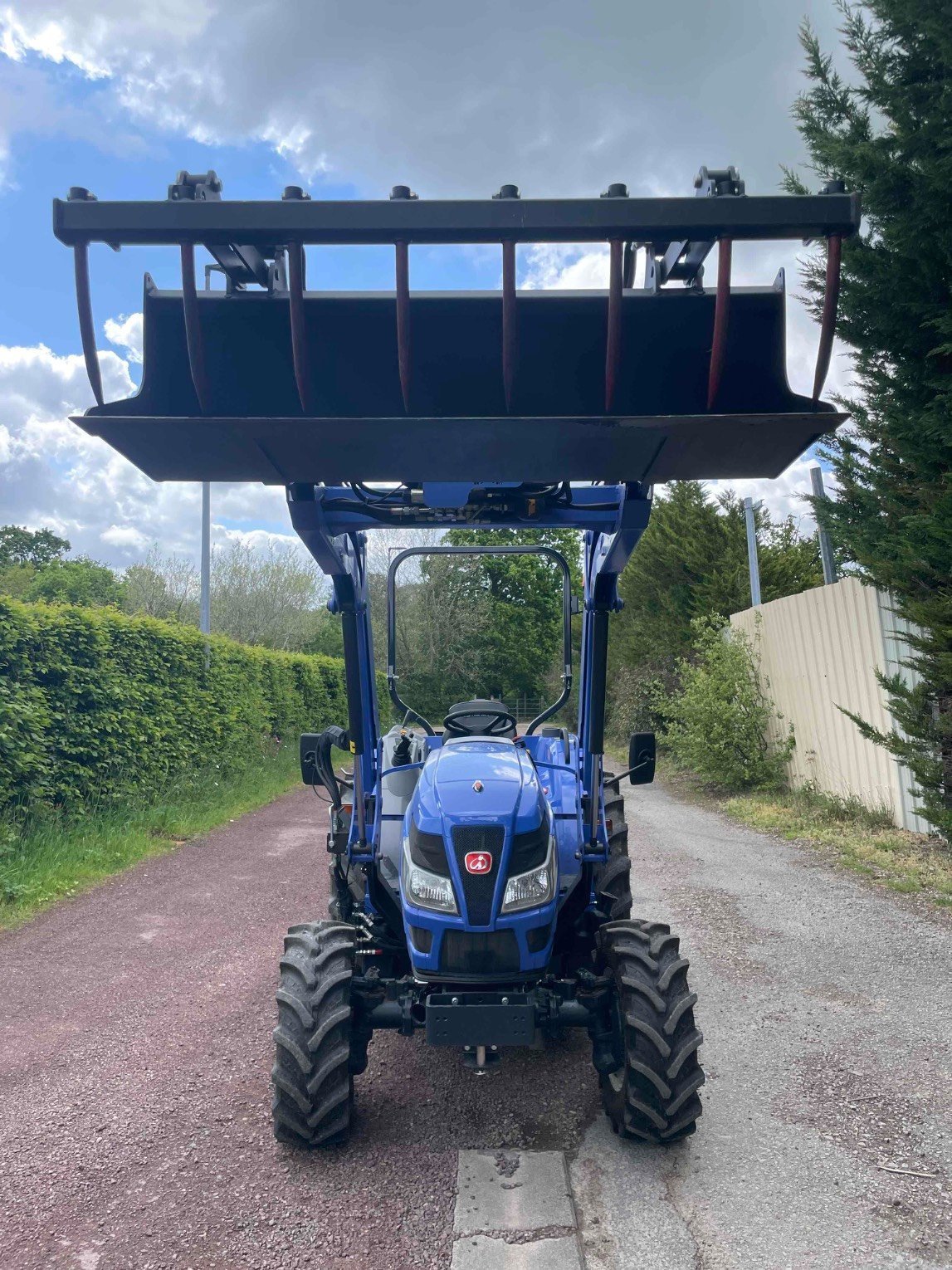 Traktor del tipo Iseki Tracteur agricole TG6687 Iseki, Gebrauchtmaschine en SAINT CLAIR SUR ELLE (Imagen 3)