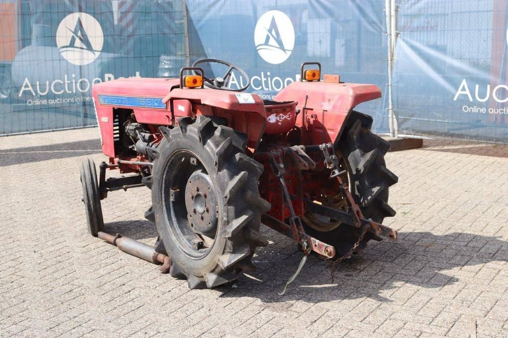 Traktor типа Iseki TS2000, Gebrauchtmaschine в Antwerpen (Фотография 4)