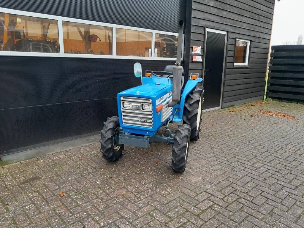 Traktor типа Iseki TU 2100 F minitrekker 24PK, Gebrauchtmaschine в Ederveen (Фотография 2)