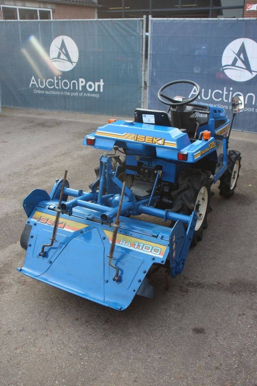 Traktor типа Iseki TU125F, Gebrauchtmaschine в Antwerpen (Фотография 5)