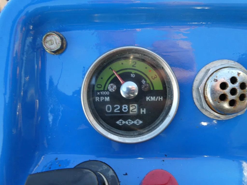 Traktor des Typs Iseki TU1500 4wd / 1028 Draaiuren / Voorlader, Gebrauchtmaschine in Swifterband (Bild 11)