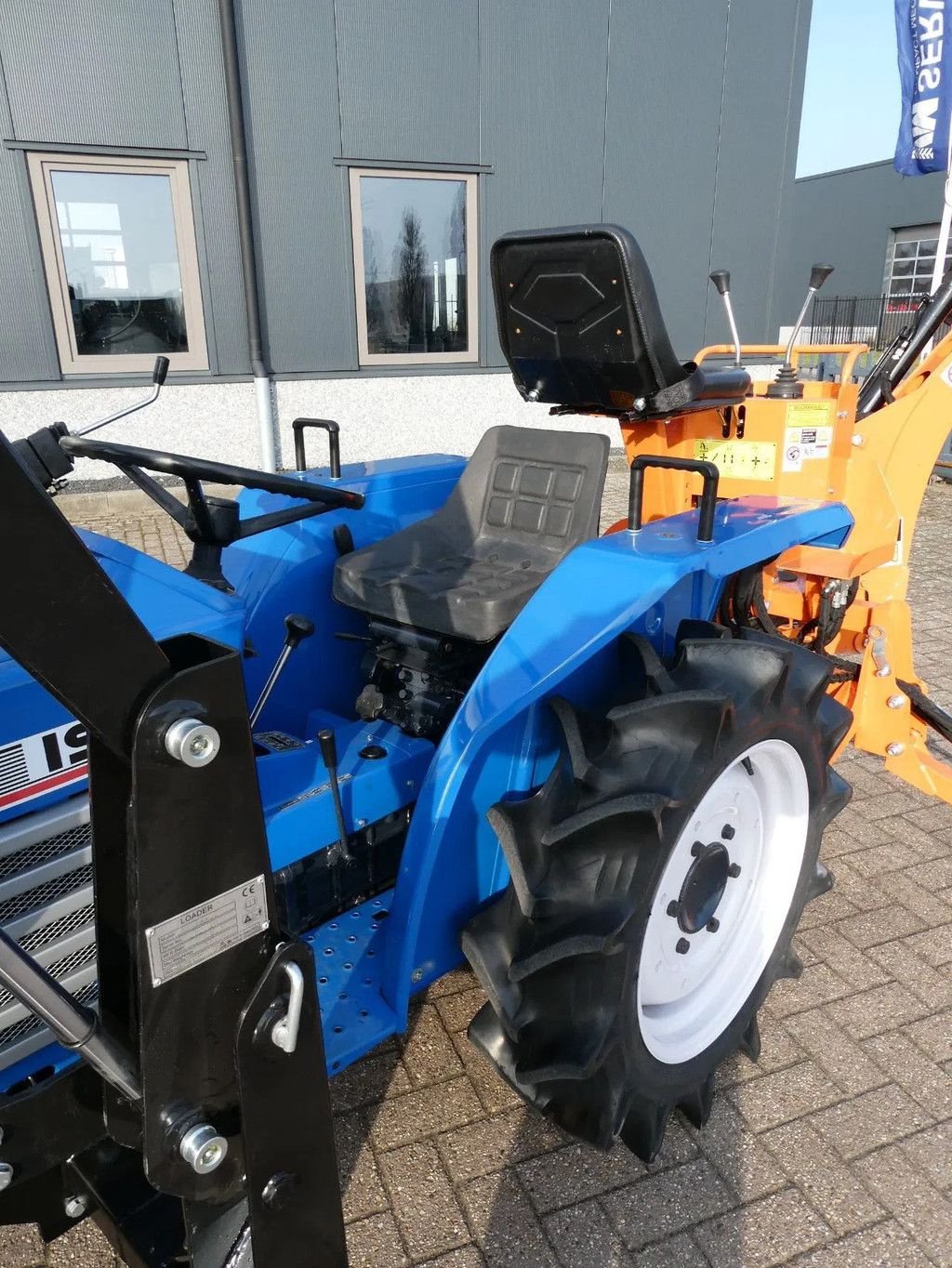 Traktor tipa Iseki TU1700 4wd + BHM95 / 618 Draaiuren / Graaflaadcombinatie, Gebrauchtmaschine u Swifterband (Slika 9)