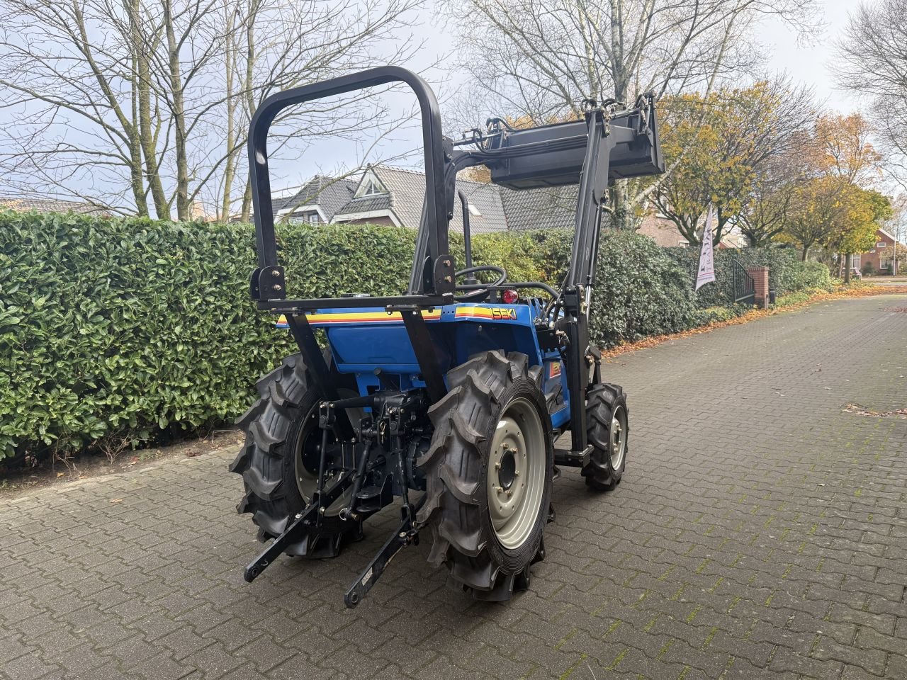 Traktor du type Iseki TU200 met voorlader, Gebrauchtmaschine en Nieuw-Weerdinge (Photo 3)