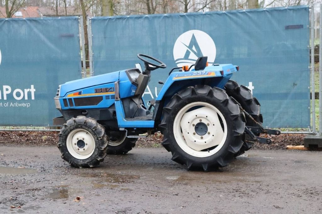 Traktor des Typs Iseki TU237F, Gebrauchtmaschine in Antwerpen (Bild 3)