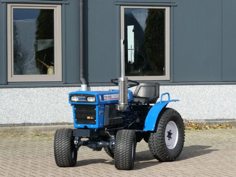 Traktor des Typs Iseki TX1410 4wd / 499 Draaiuren / Gazonbanden, Gebrauchtmaschine in Swifterband (Bild 1)