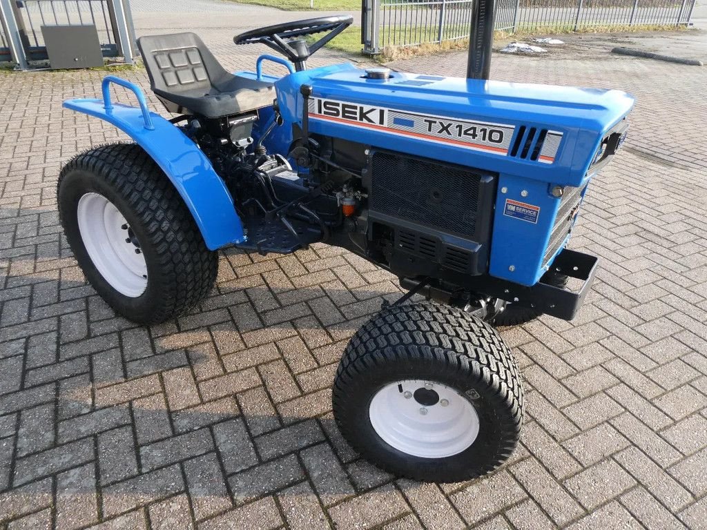 Traktor of the type Iseki TX1410 4wd / 743 Draaiuren / Brede Gazonbanden, Gebrauchtmaschine in Swifterband (Picture 2)