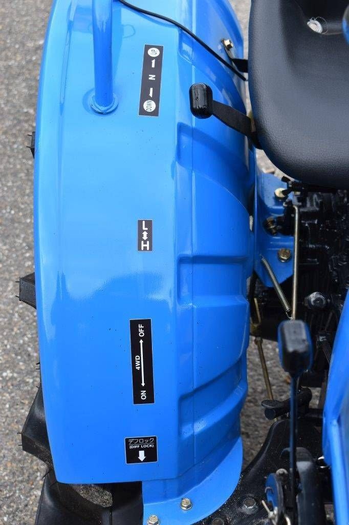 Traktor типа Iseki Tx155F, Gebrauchtmaschine в Antwerpen (Фотография 9)