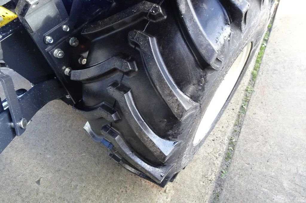 Traktor des Typs Iseki TXGS24 met voorlader .., Neumaschine in Losdorp (Bild 9)