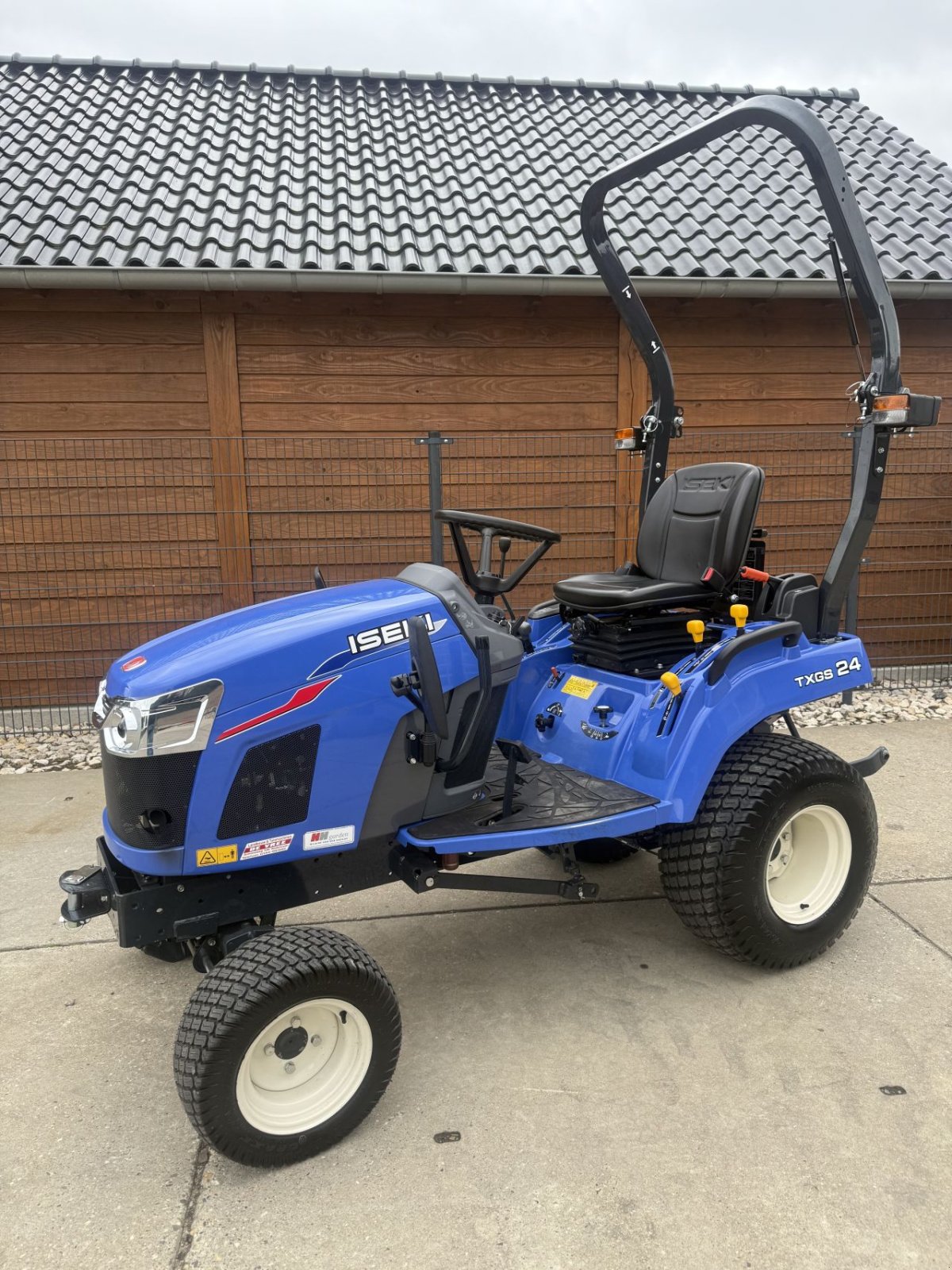 Traktor типа Iseki Txgs24, Gebrauchtmaschine в Wadenoijen (Фотография 1)
