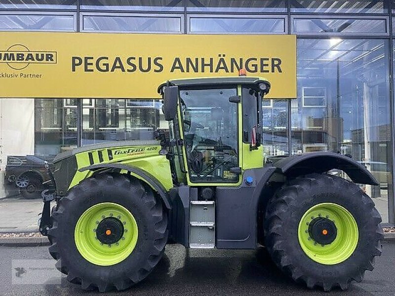 Traktor типа JCB *Fastrac 4220 intercooler*Pegasus-MBTrac Farben, Gebrauchtmaschine в Gevelsberg (Фотография 4)