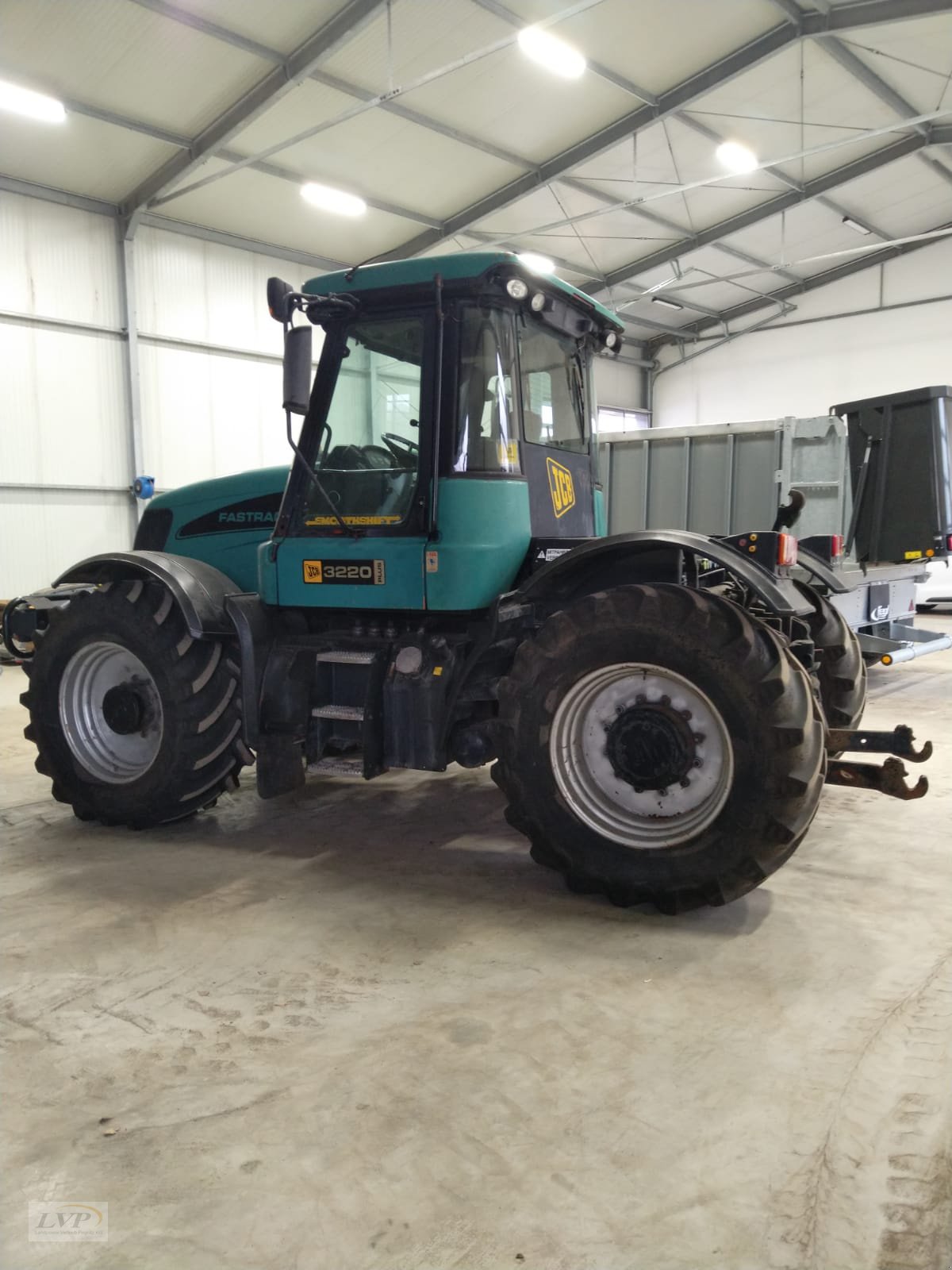 Traktor des Typs JCB 3220-80 HMV Plus, Gebrauchtmaschine in Pegnitz (Bild 2)