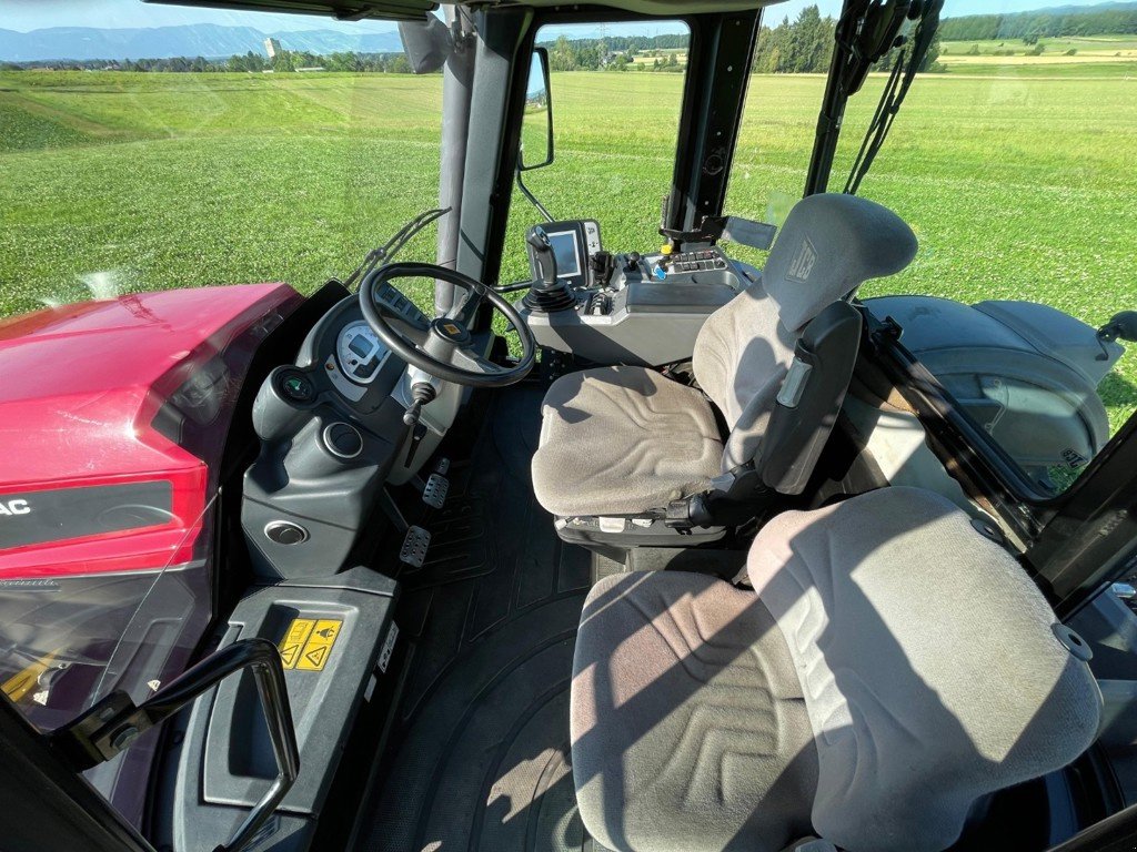 Traktor Türe ait JCB 3230 Xtra, Gebrauchtmaschine içinde Schaffhausen (resim 7)