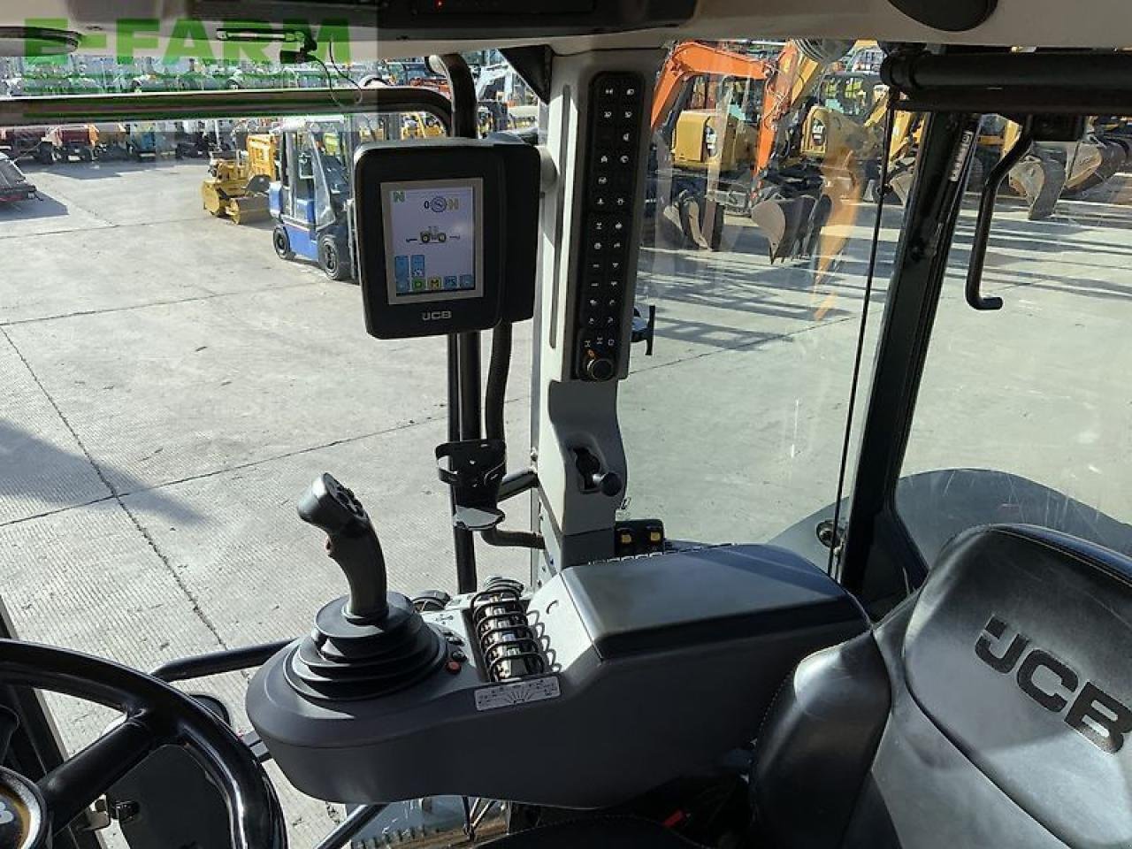 Traktor του τύπου JCB 4220 fastrac tractor (st24436), Gebrauchtmaschine σε SHAFTESBURY (Φωτογραφία 18)