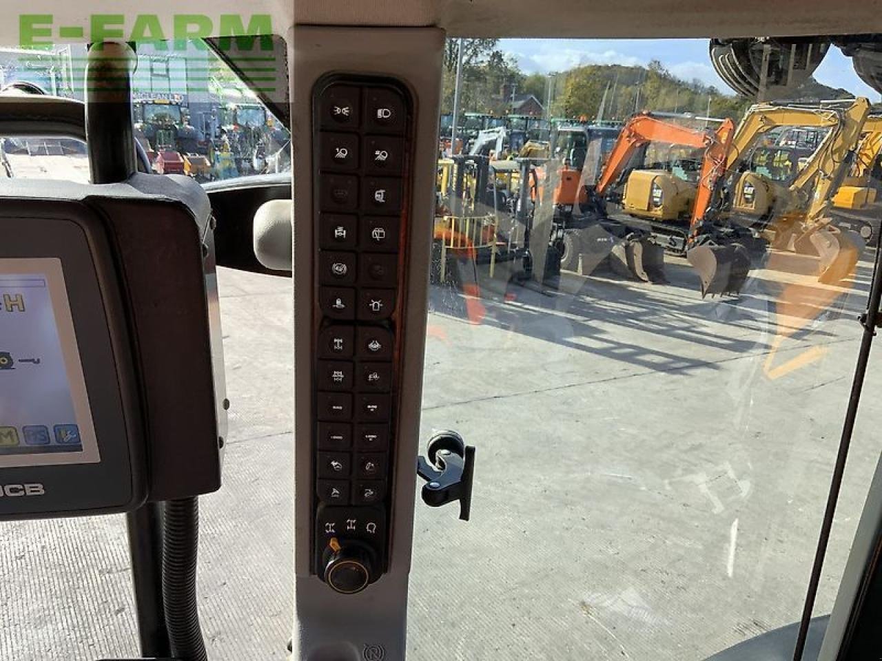 Traktor του τύπου JCB 4220 fastrac tractor (st24436), Gebrauchtmaschine σε SHAFTESBURY (Φωτογραφία 20)