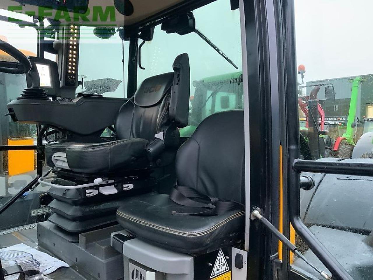 Traktor tip JCB 4220 fastrac tractor (st24925), Gebrauchtmaschine in SHAFTESBURY (Poză 19)