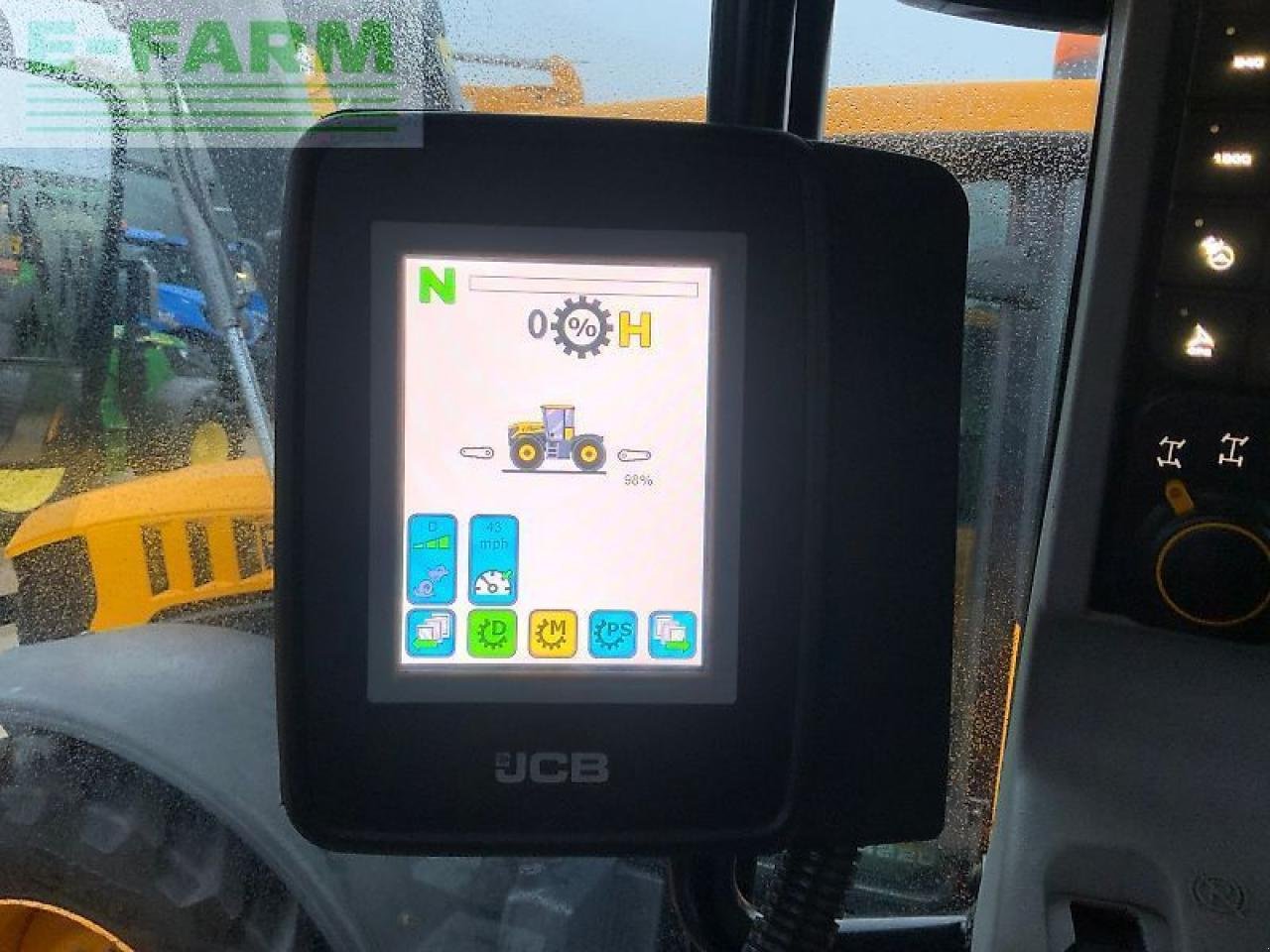 Traktor tip JCB 4220 fastrac tractor (st24925), Gebrauchtmaschine in SHAFTESBURY (Poză 24)