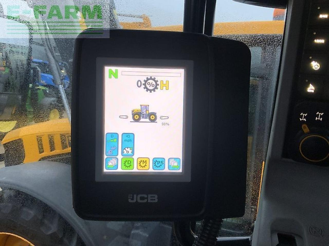 Traktor of the type JCB 4220 fastrac tractor (st24925), Gebrauchtmaschine in SHAFTESBURY (Picture 24)