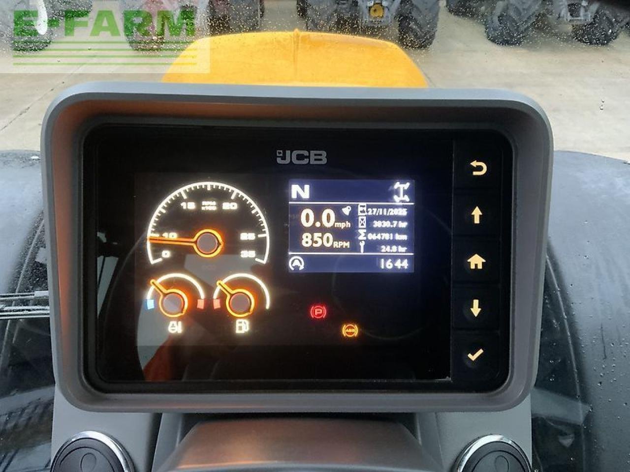 Traktor des Typs JCB 4220 fastrac tractor (st24925), Gebrauchtmaschine in SHAFTESBURY (Bild 27)