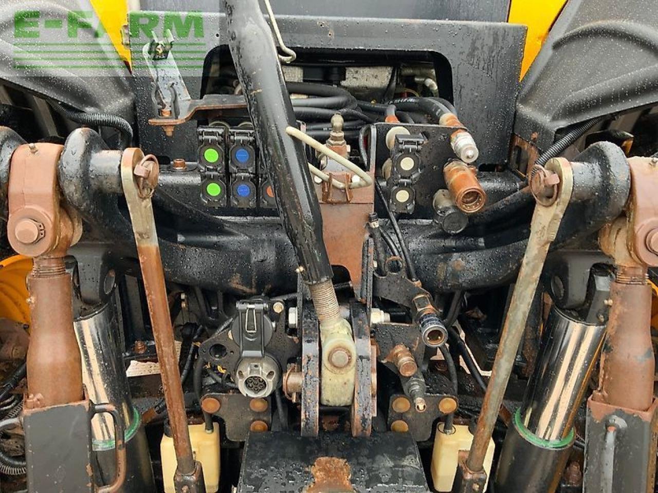 Traktor of the type JCB 4220 fastrac tractor (st25684), Gebrauchtmaschine in SHAFTESBURY (Picture 15)