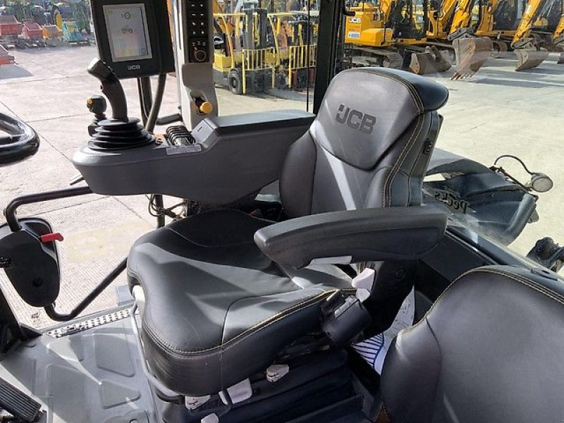 Traktor typu JCB 4220 Fastrac, Gebrauchtmaschine v Kaunas (Obrázok 19)