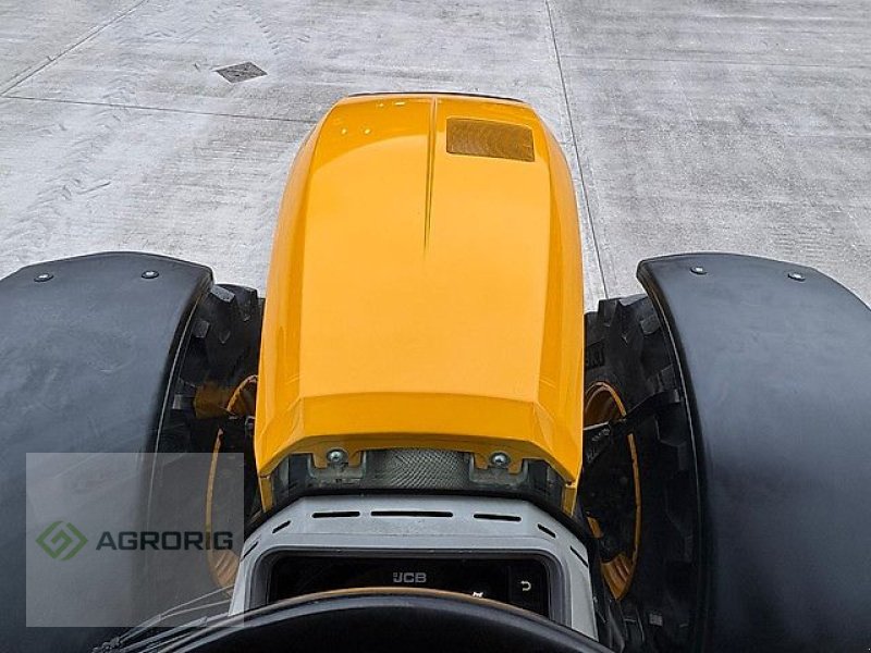 Traktor des Typs JCB 4220 Fastrac, Gebrauchtmaschine in Kaunas (Bild 5)