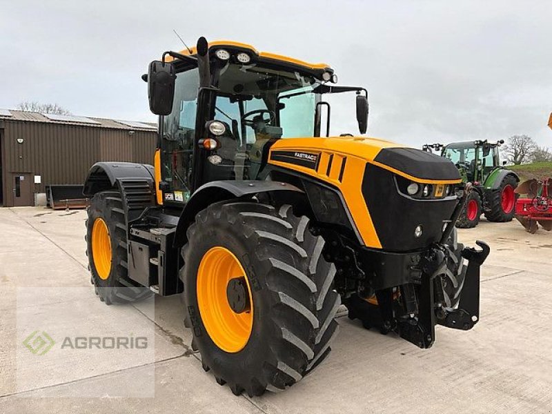 Traktor van het type JCB 4220 Fastrac, Gebrauchtmaschine in Kaunas (Foto 1)