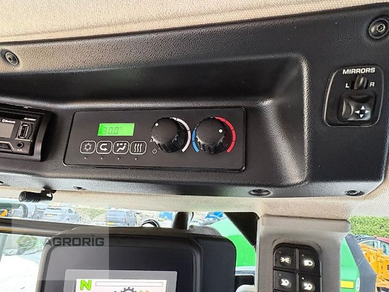 Traktor des Typs JCB 4220 Fastrac, Gebrauchtmaschine in Kaunas (Bild 16)