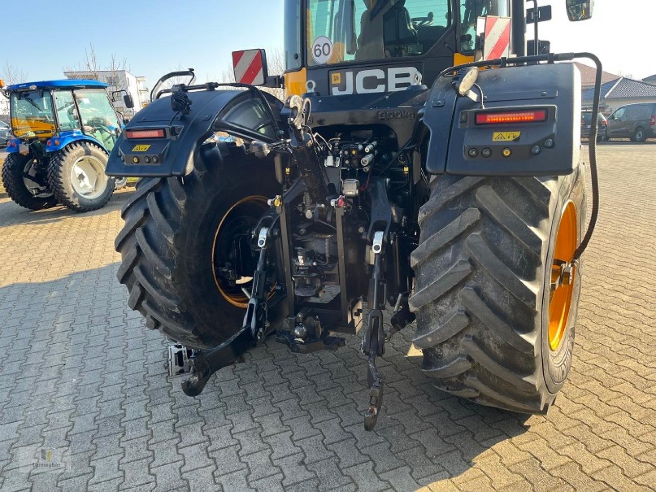 Traktor of the type JCB 4220 Fastrac, Gebrauchtmaschine in Neuhof - Dorfborn (Picture 4)