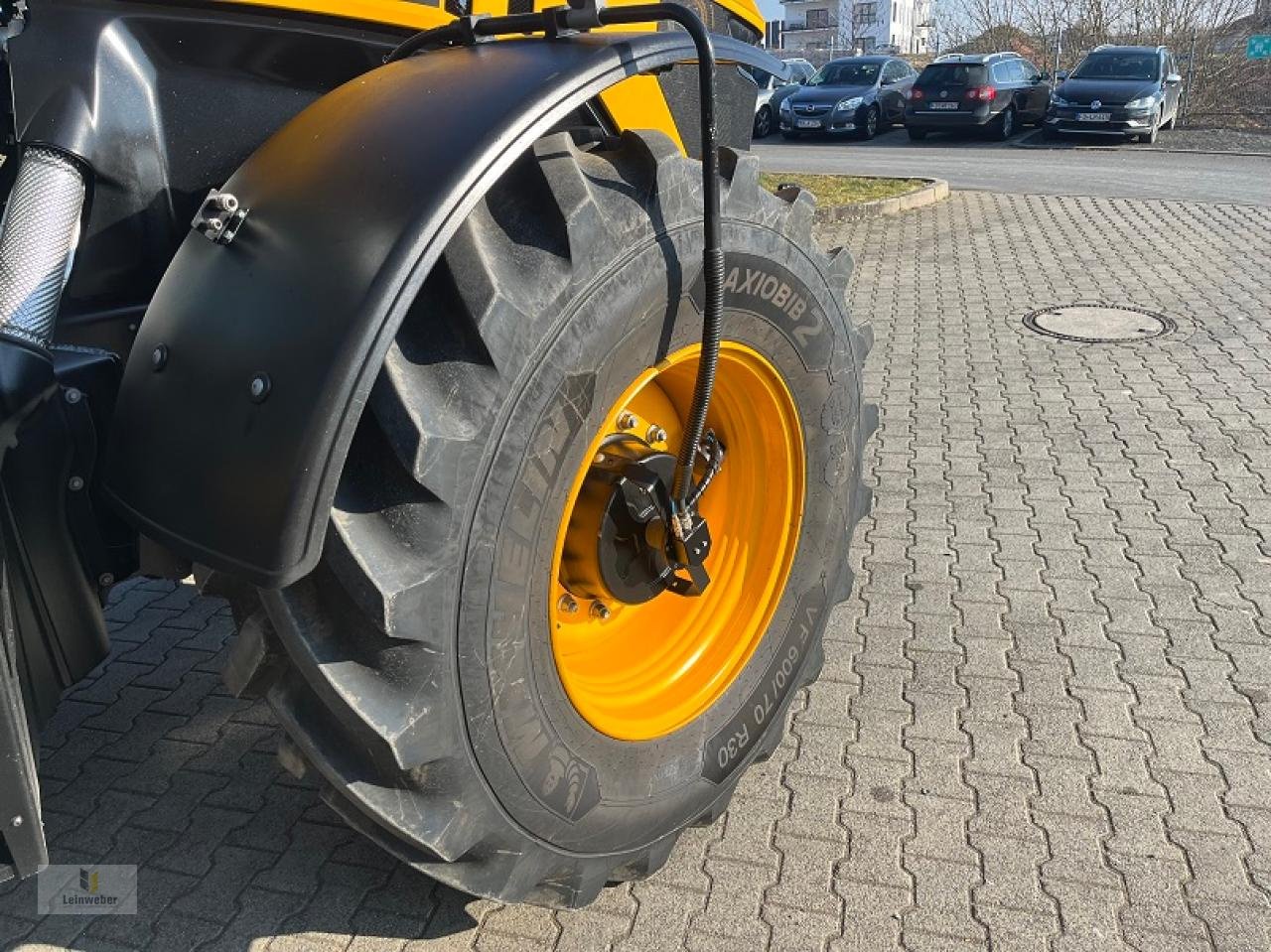Traktor of the type JCB 4220 Fastrac, Gebrauchtmaschine in Neuhof - Dorfborn (Picture 7)