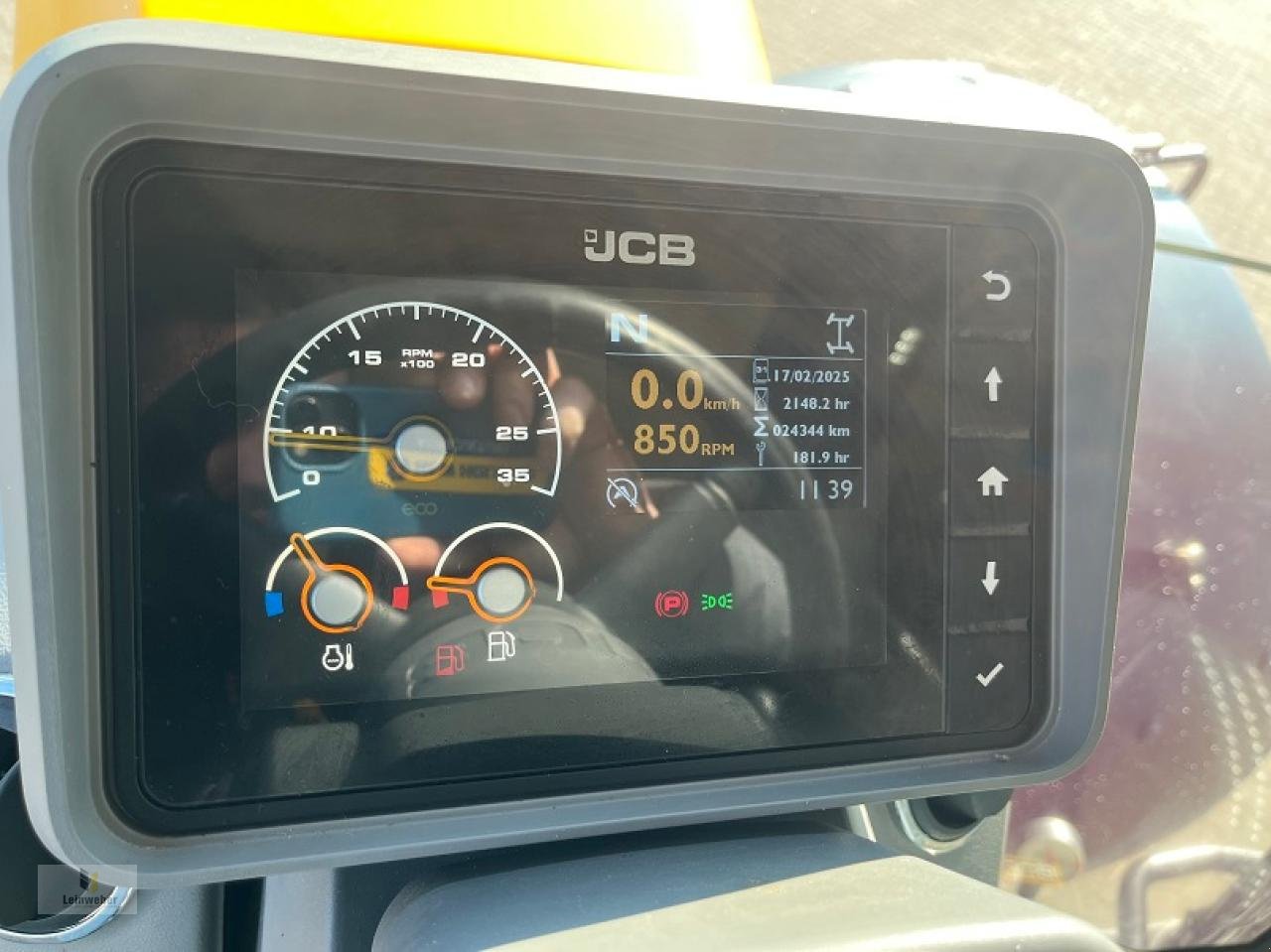 Traktor of the type JCB 4220 Fastrac, Gebrauchtmaschine in Neuhof - Dorfborn (Picture 9)