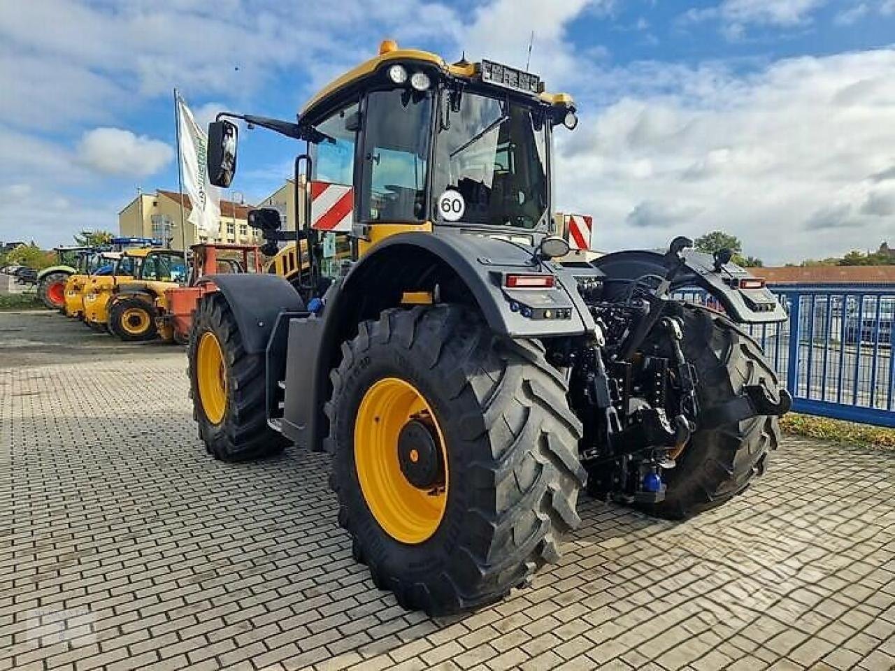 Traktor van het type JCB 4220 Fastrac, Gebrauchtmaschine in Pragsdorf (Foto 4)
