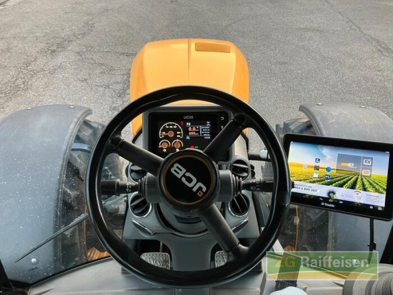 Traktor of the type JCB 4220 Fastrac, Gebrauchtmaschine in Bühl (Picture 13)
