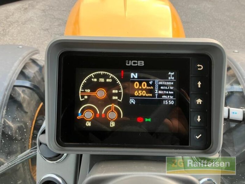 Traktor of the type JCB 4220 Fastrac, Gebrauchtmaschine in Bühl (Picture 14)