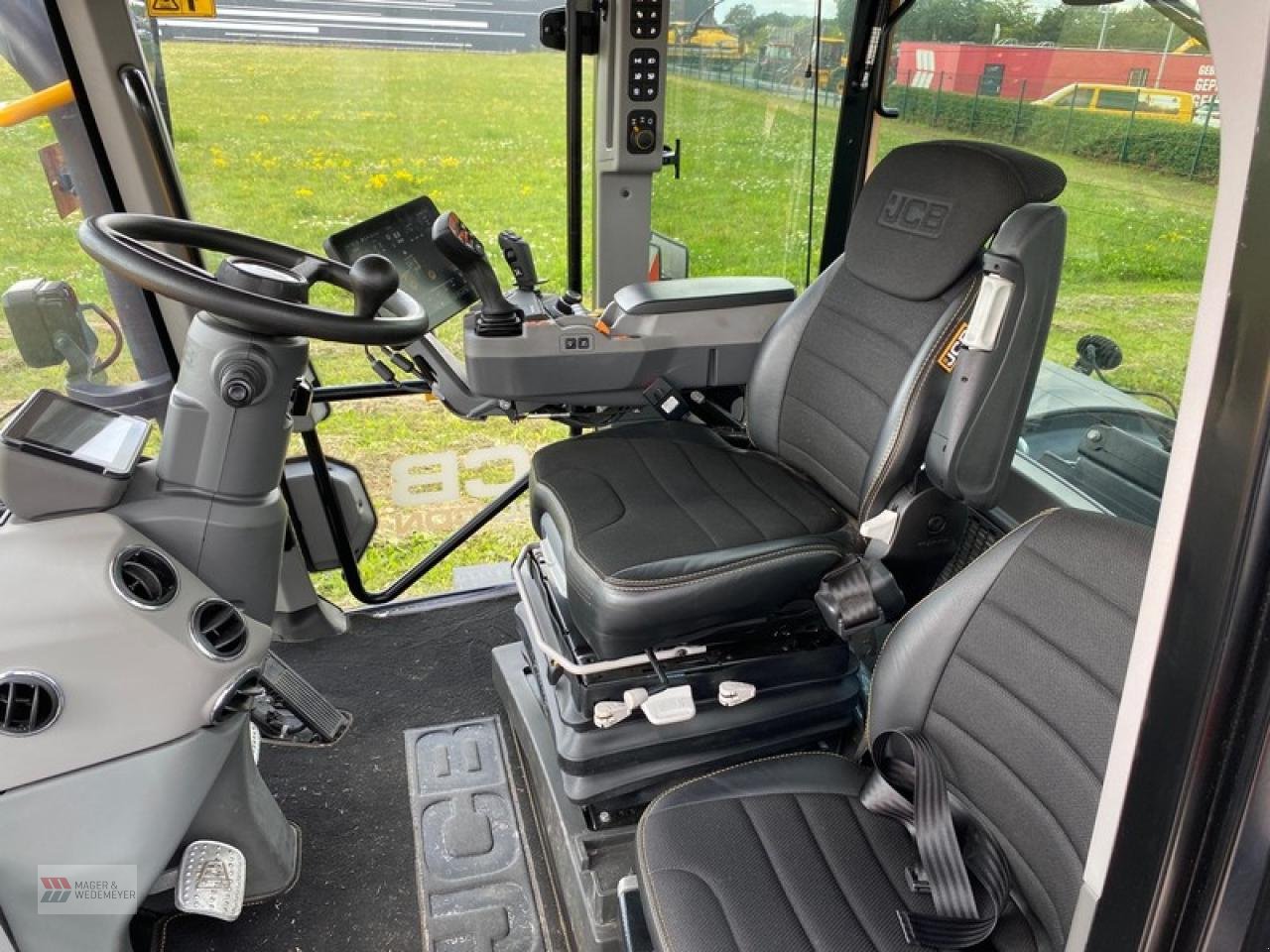 Traktor a típus JCB 4220 ICON GARANTIEVERLÄNGERUNG, Gebrauchtmaschine ekkor: Oyten (Kép 7)