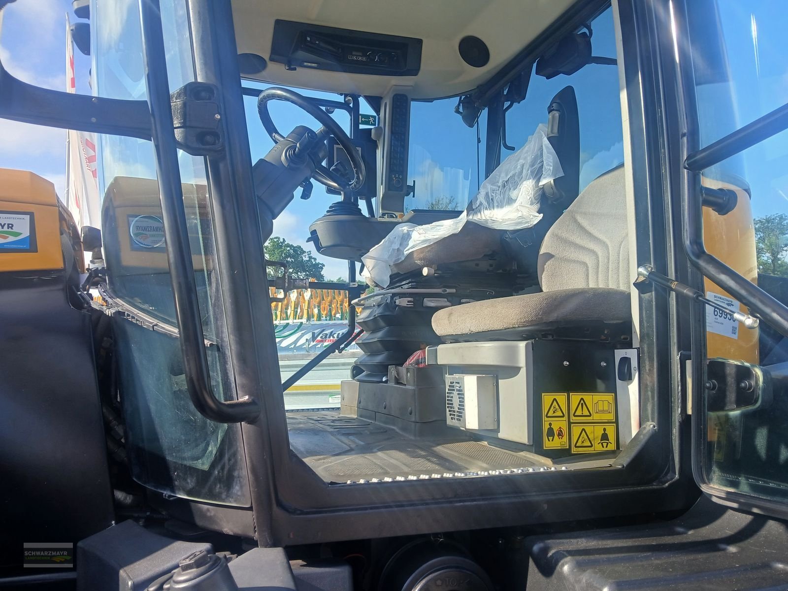 Traktor del tipo JCB 4220, Gebrauchtmaschine In Aurolzmünster (Immagine 13)